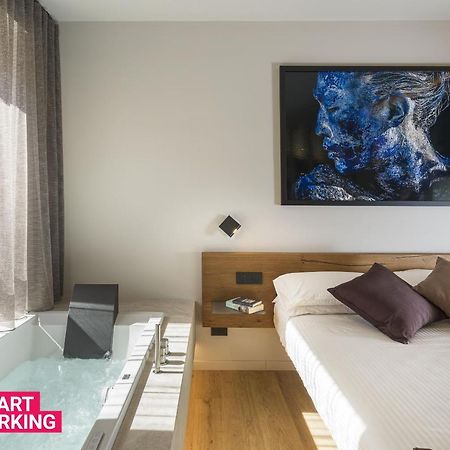 Aera Luxury Suites By Wonderful Italy Катания Екстериор снимка
