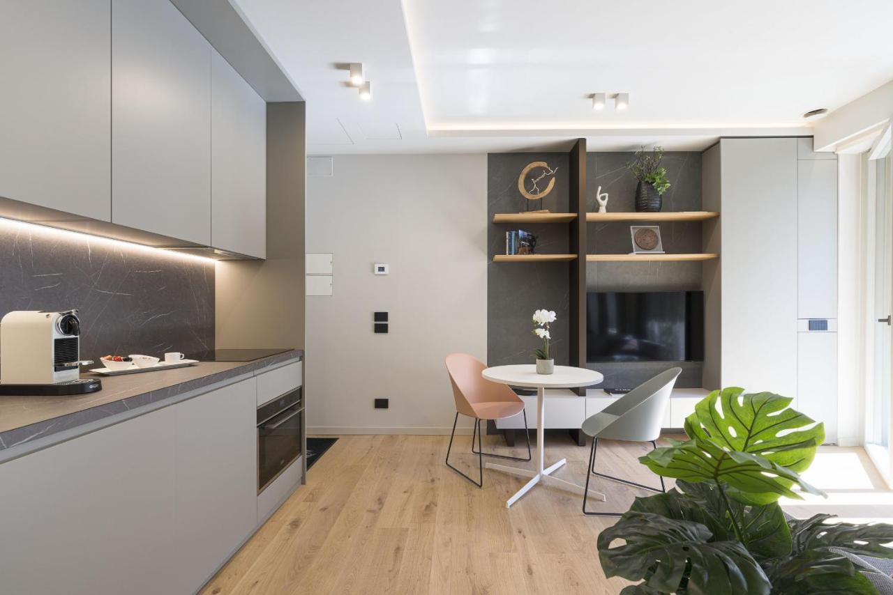 Aera Luxury Suites By Wonderful Italy Катания Екстериор снимка