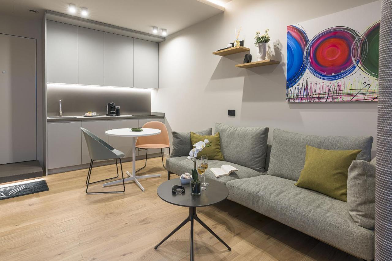 Aera Luxury Suites By Wonderful Italy Катания Екстериор снимка