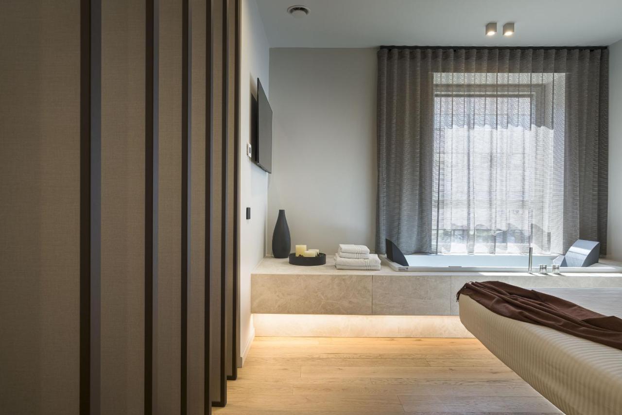 Aera Luxury Suites By Wonderful Italy Катания Екстериор снимка