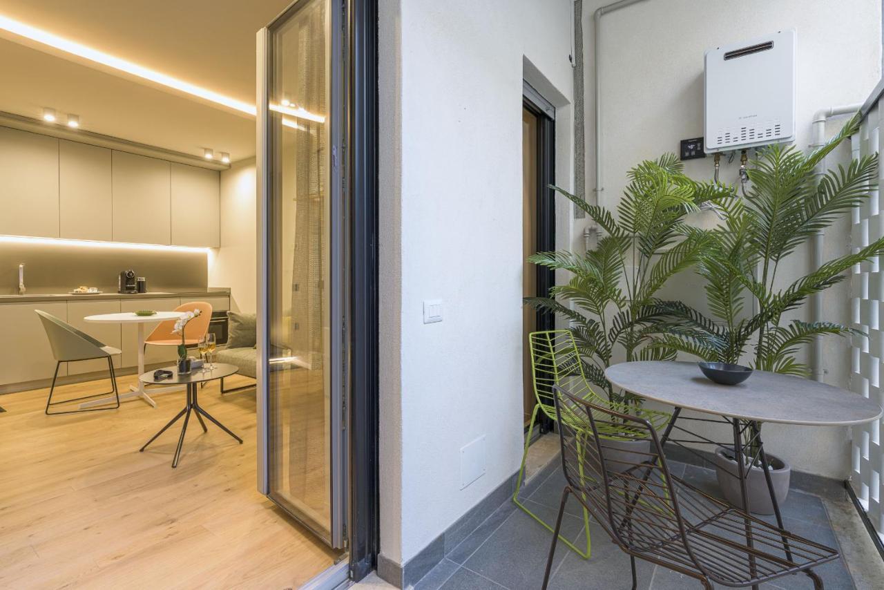 Aera Luxury Suites By Wonderful Italy Катания Екстериор снимка