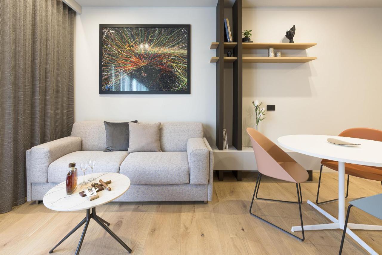 Aera Luxury Suites By Wonderful Italy Катания Екстериор снимка