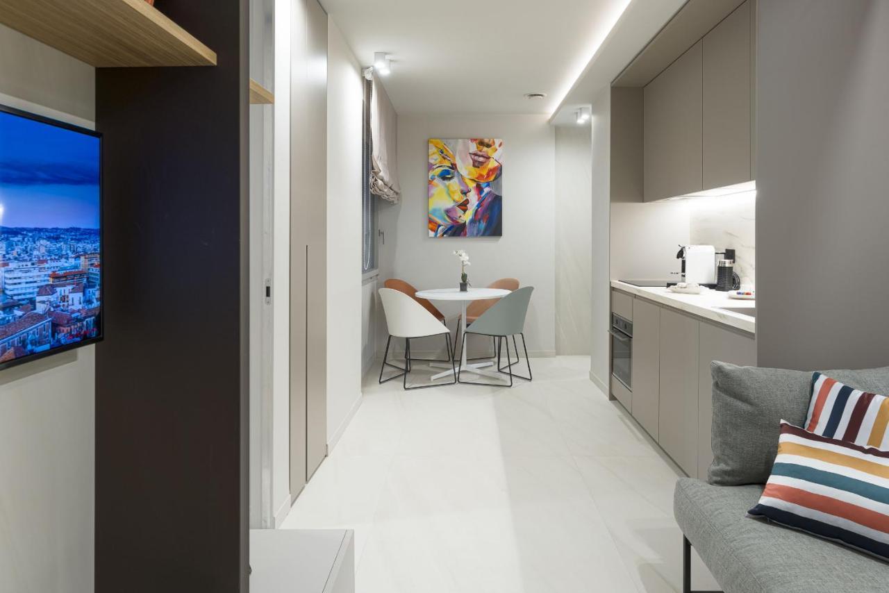 Aera Luxury Suites By Wonderful Italy Катания Екстериор снимка